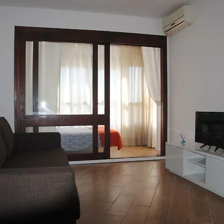 Daire Apartamento Cerca De La Playa Y Campo De Golf Con Piscina